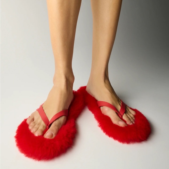 Tibi Bryan Shearling Flip Flop Red - Picture 1 of 5